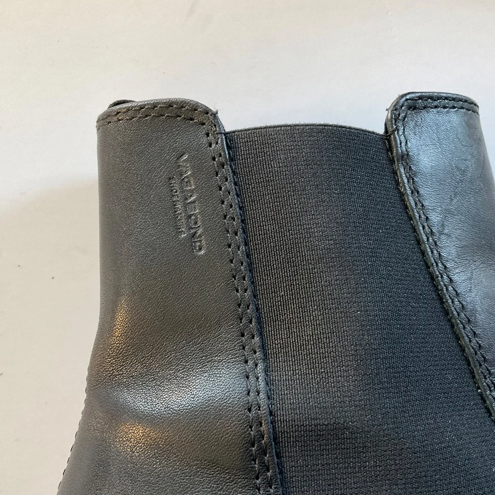 VAGABOND Kenova Lug Chelsea Boot Black Size 10